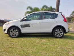 FIAT - PALIO - 2015/2016 - Branca - R$ 47.900,00