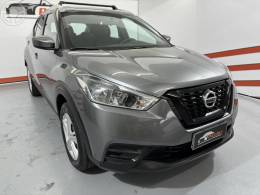 NISSAN - KICKS 1.6 16V FLEX S XTRONIC 4P AUTOMÁTICO - 2019/2020 - CINZA - R$ 82.900,00