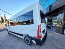 RENAULT - MASTER - 2018/2019 - Branca - R$ 198.900,00